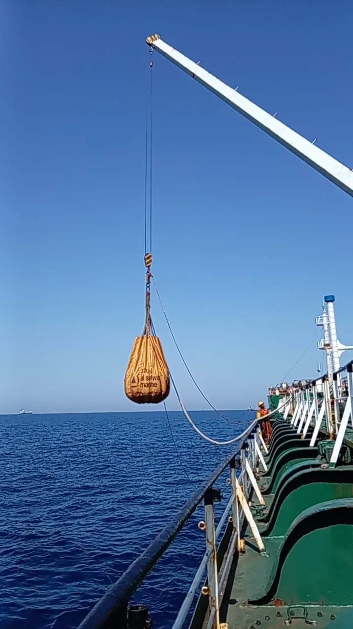 Tanker deck crane load test and hydraulic inspection