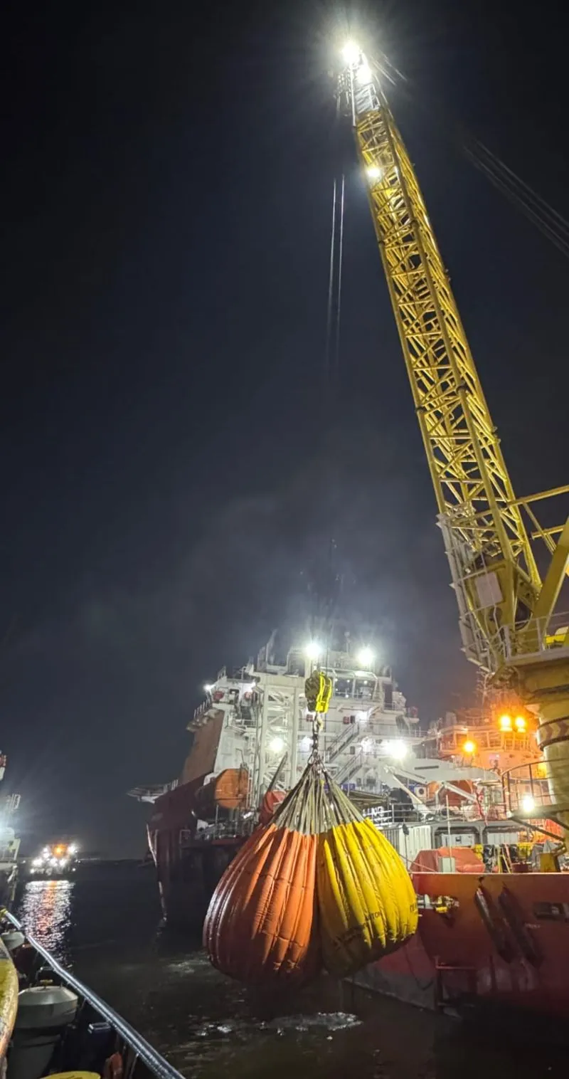 Subsea crane and man-riding load test at night