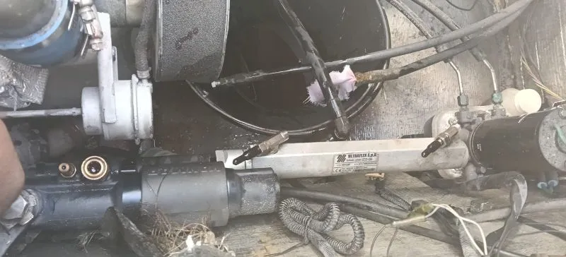 Steering gear overhaul after internal leakage